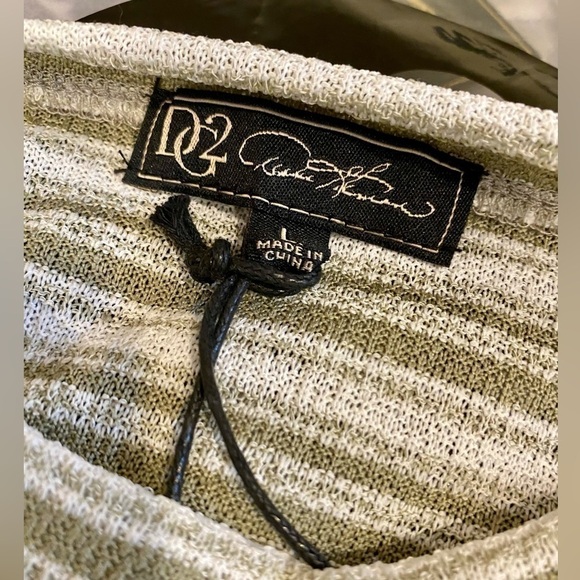 DG2 By Diane Gilman Fit and Flare Blouse Size L - Picture 9 of 9